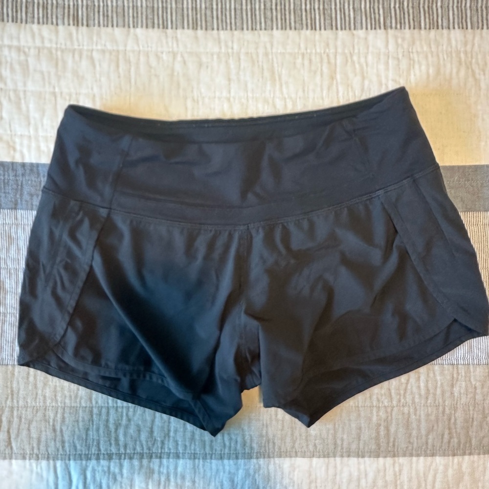 Lululemon 🍋 Speed Up Shorts